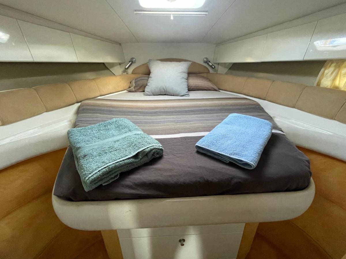 Cozy Yacht Lodge In Barcelona With Boat Tour Option Сан-Адріа-де-Бесос Екстер'єр фото